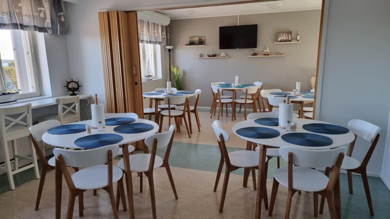 קוטקה Gasthaus Vanha-Merivartioasema מראה חיצוני תמונה